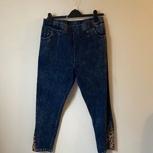 Leopard detailed aid wash jeans Women's Cropped Jeans